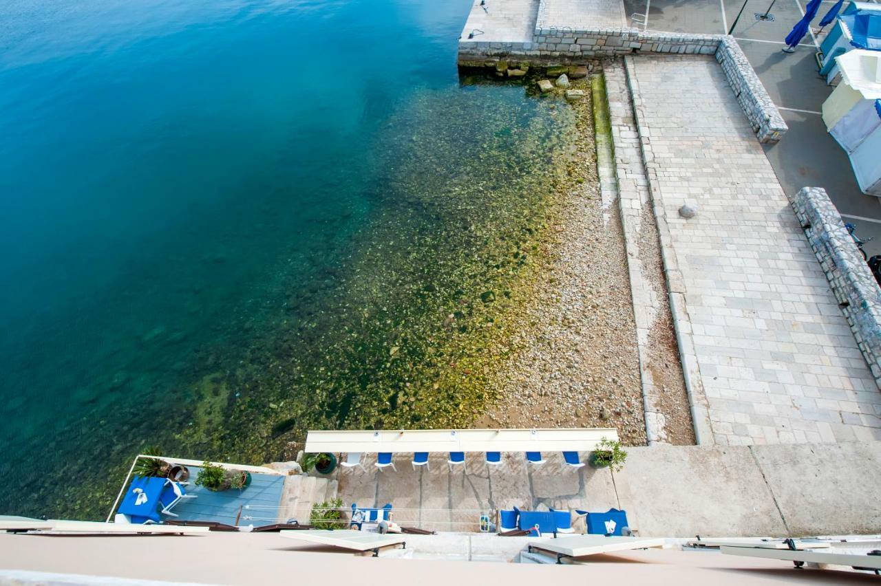 Apartments Sea View - Sunrise And Maremonte Rovinj Exterior foto